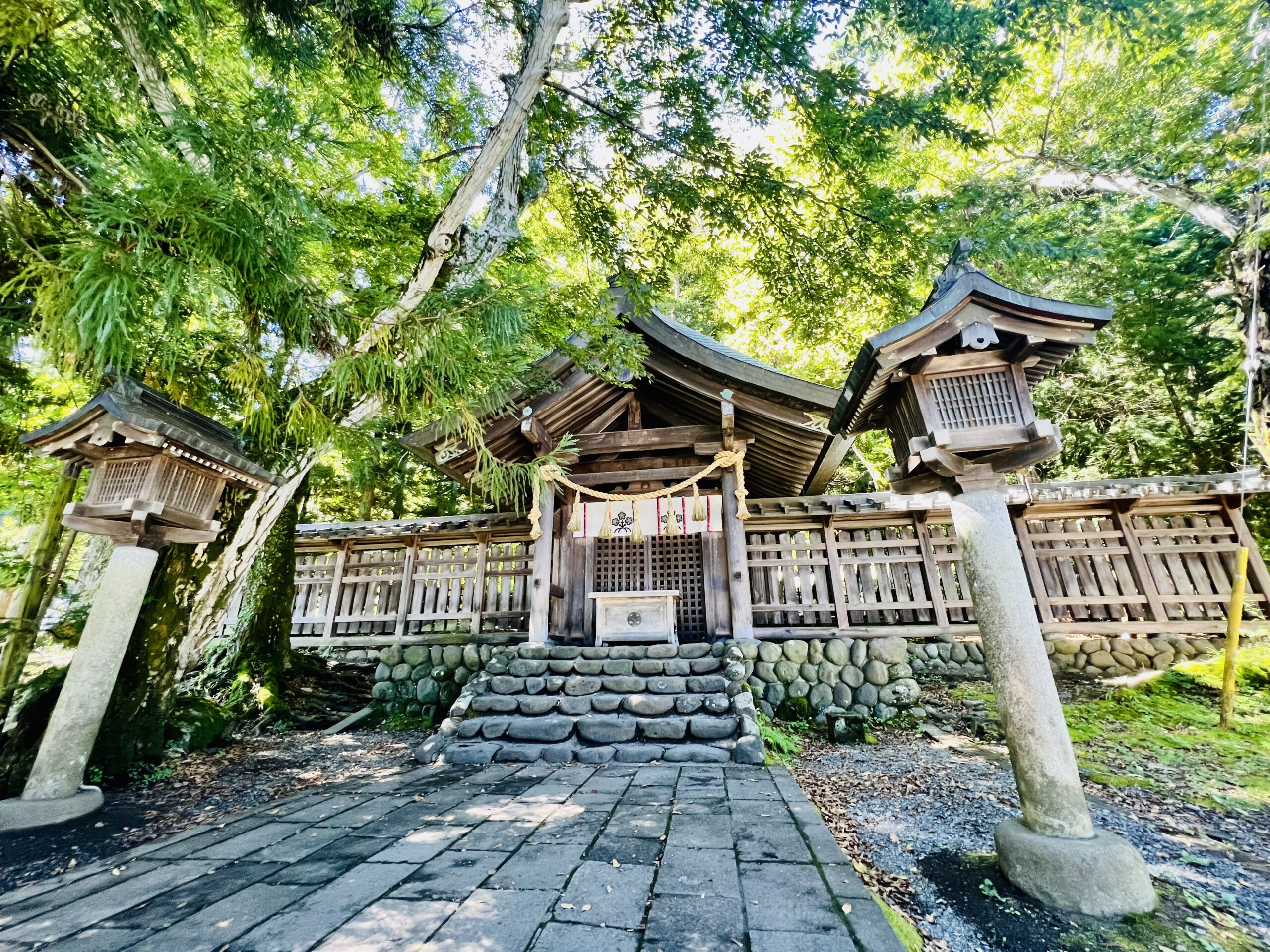 諏訪大社・上社前宮